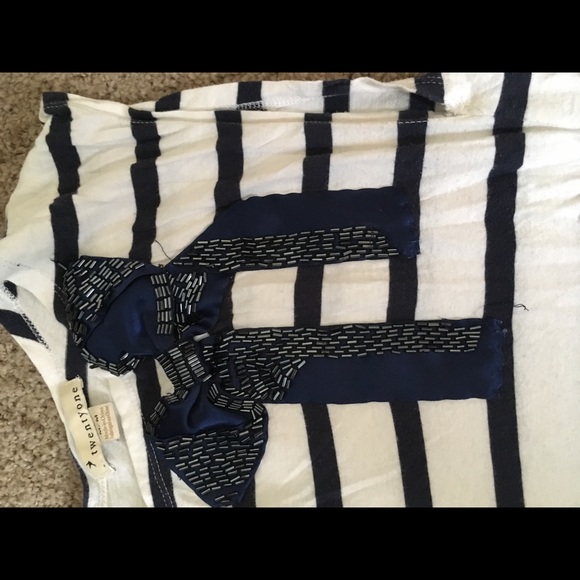 Blouse - Picture 2 of 2